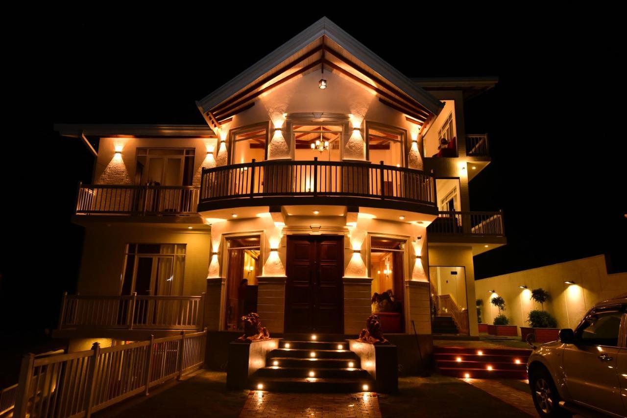 Twin Villa Red 努沃勒埃利耶 外观 照片