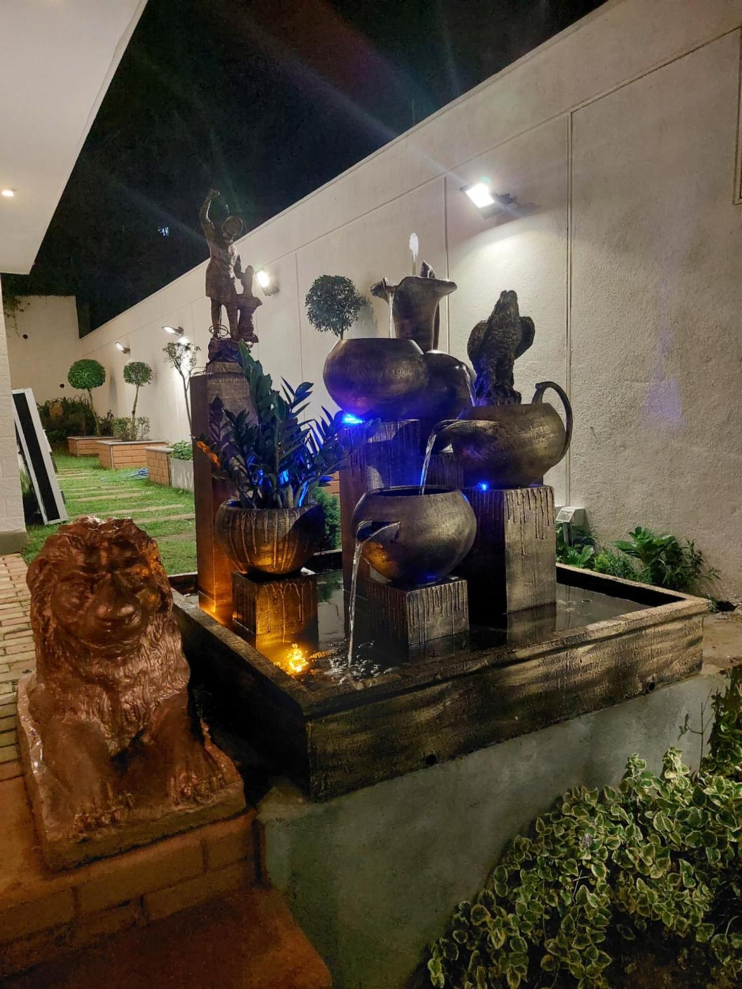 Twin Villa Red 努沃勒埃利耶 外观 照片